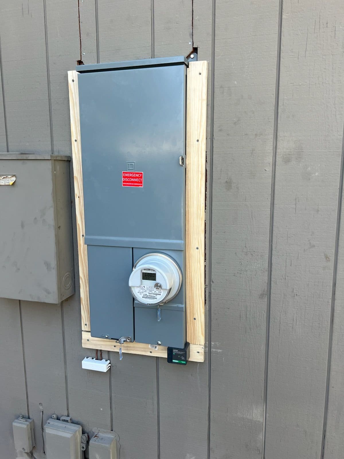 Project Upgraded Electrical Panel for Enhanced Safety image
