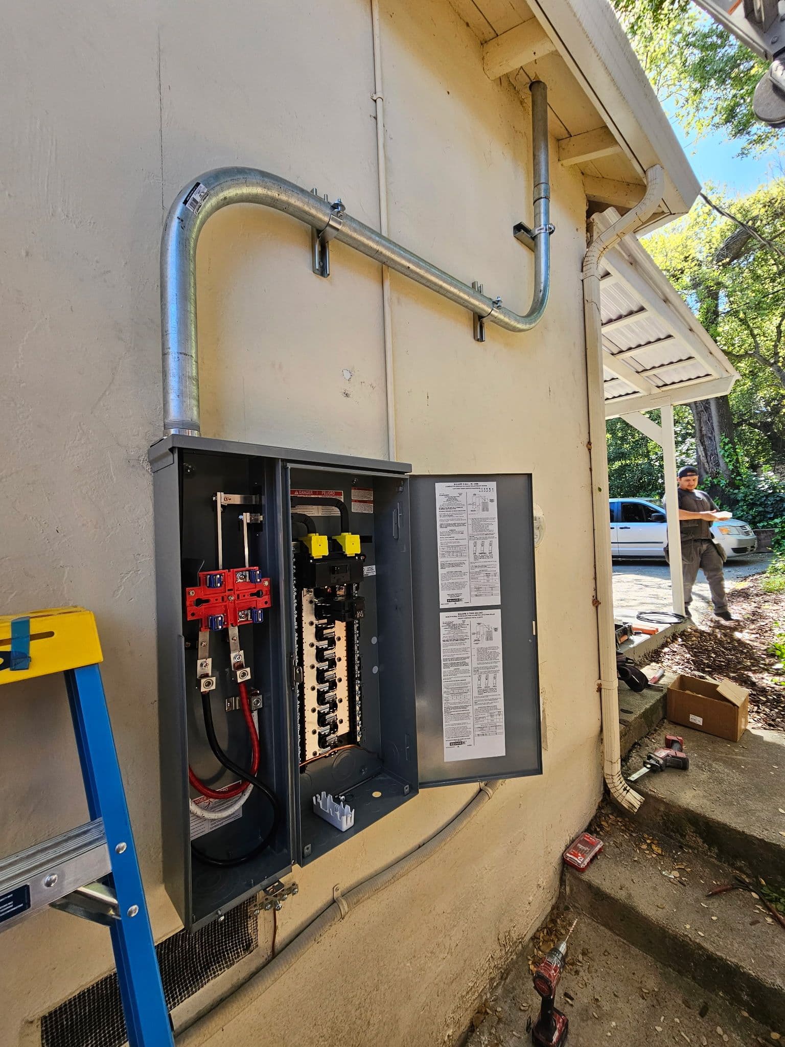 Power Upgrade with a New 200 Amp Panel in Saratoga image