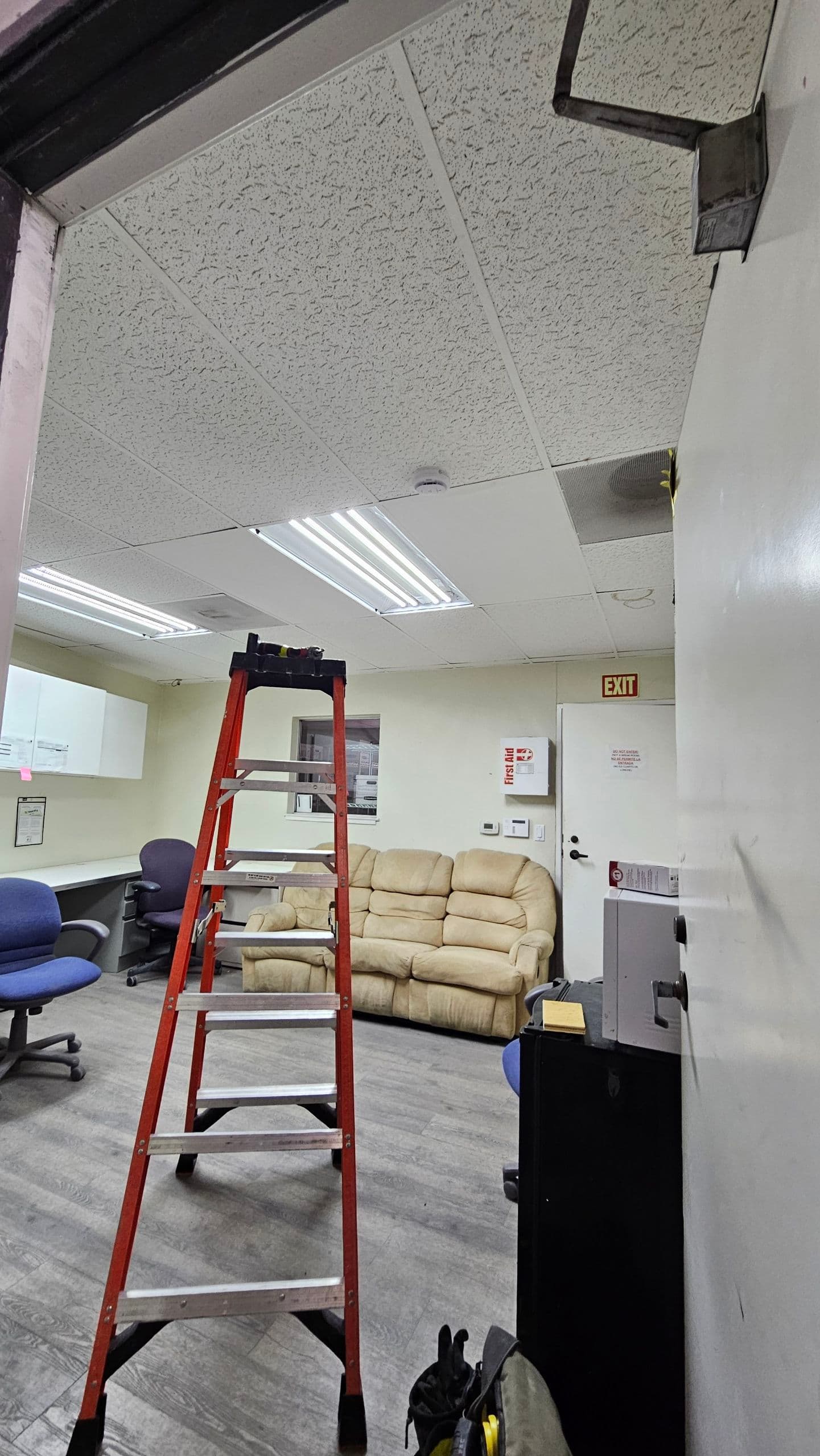Office Lighting Repair Boosts Safety and Brightness image